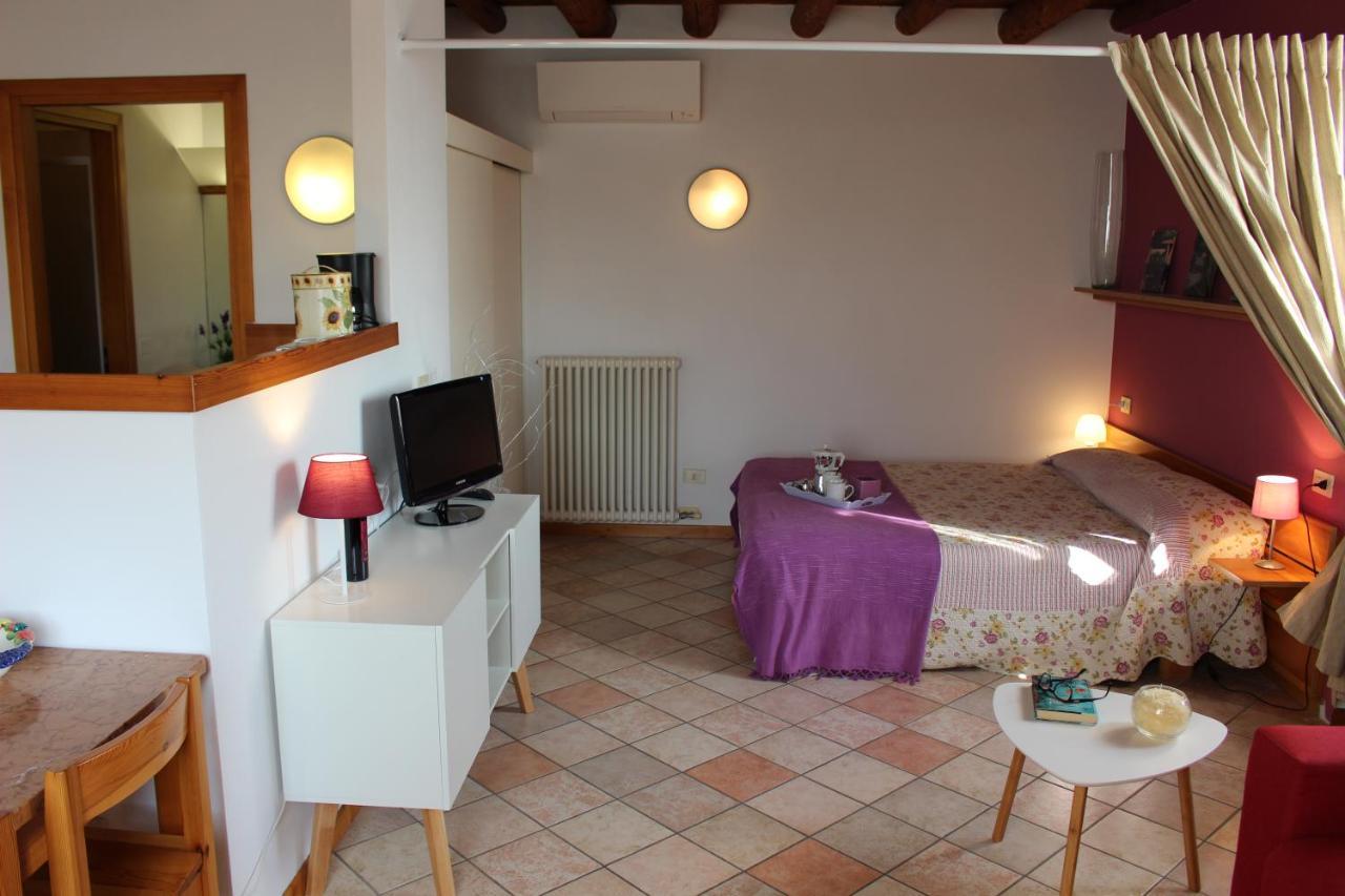 Agriturismo Le Ginestre Λατζίζε Εξωτερικό φωτογραφία