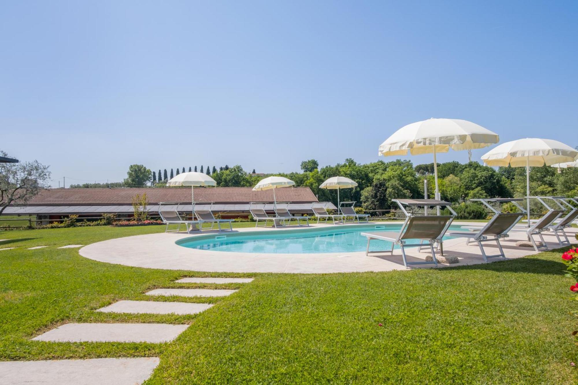 Agriturismo Le Ginestre Λατζίζε Εξωτερικό φωτογραφία