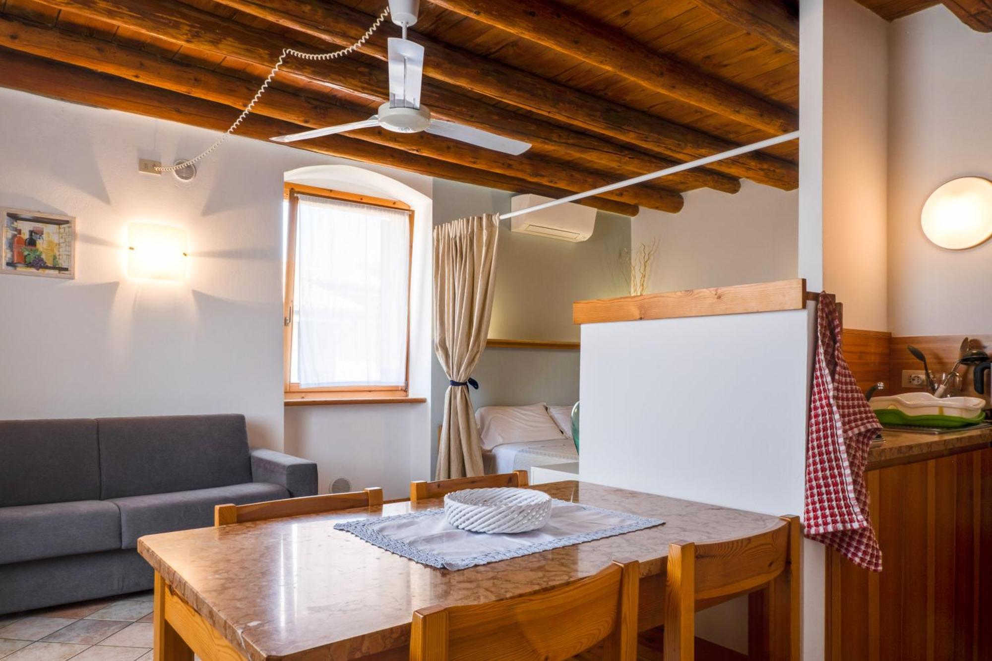 Agriturismo Le Ginestre Λατζίζε Εξωτερικό φωτογραφία